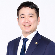 弁護士　端山智
